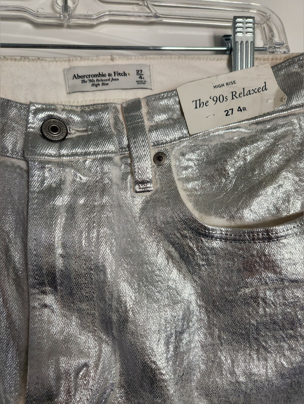 NWT Abercrombie & Fitch 90s Relaxed Metallic Silver Jeans Size 4 R
